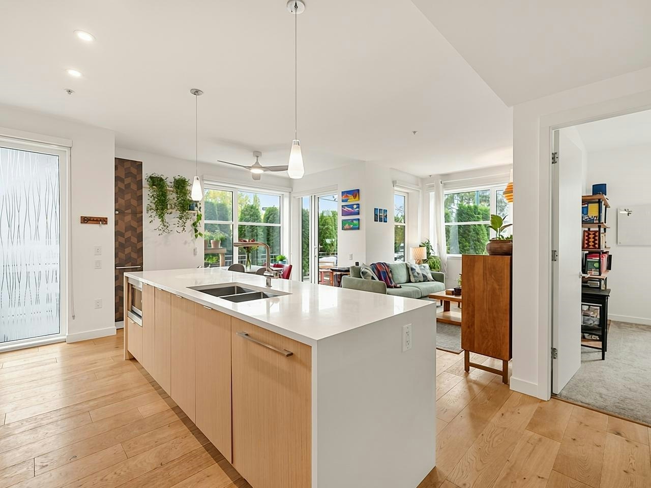 104-108 E 35th Avenue, Vancouver, BC, V5W 1A6 - 9