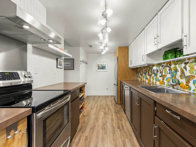 1185 Lillooet Road, North Vancouver, BC, V7J 3H7 - 20