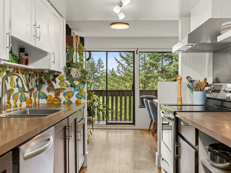 1185 Lillooet Road, North Vancouver, BC, V7J 3H7 - 21