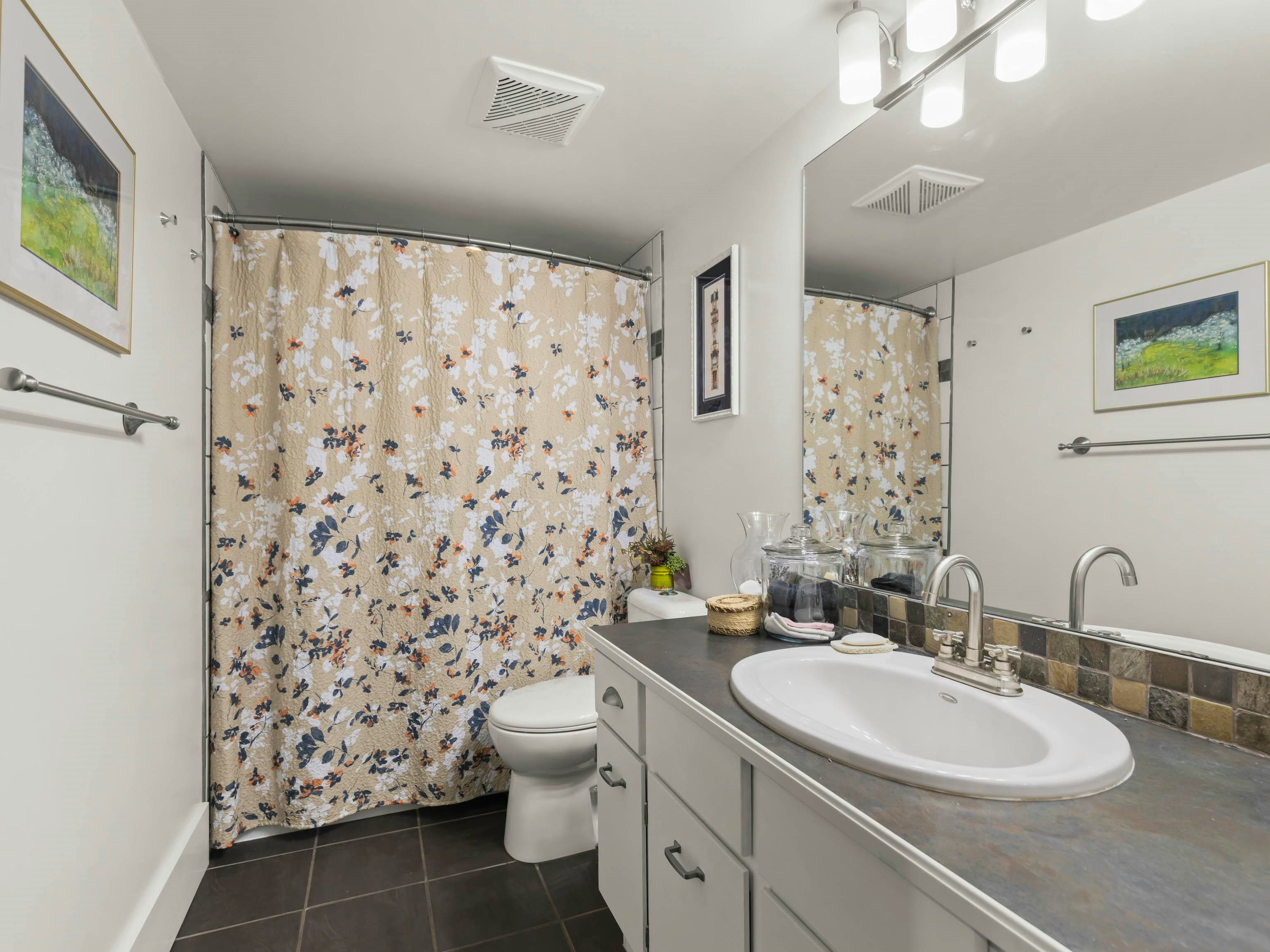1185 Lillooet Road, North Vancouver, BC, V7J 3H7 - 31