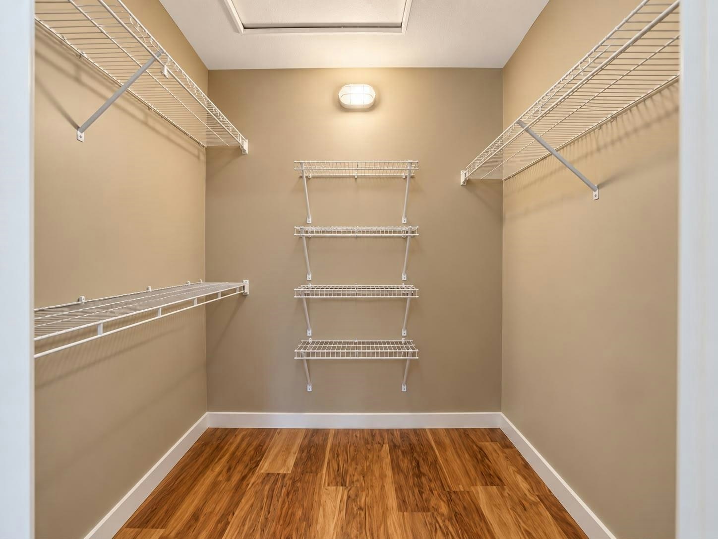 16-8600 No. 3 Road, Richmond, BC, V6Y 2E8 - 12