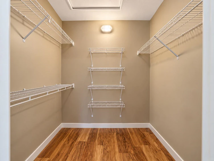 16-8600 No. 3 Road, Richmond, BC, V6Y 2E8 - 12