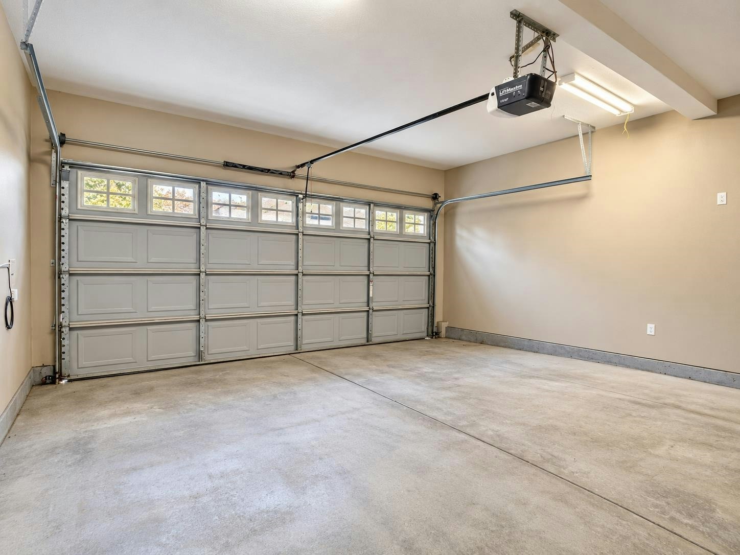 16-8600 No. 3 Road, Richmond, BC, V6Y 2E8 - 22