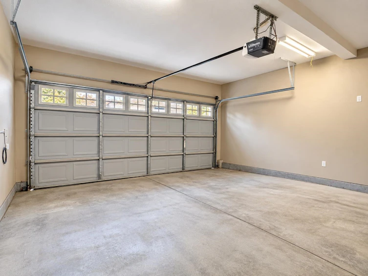 16-8600 No. 3 Road, Richmond, BC, V6Y 2E8 - 22