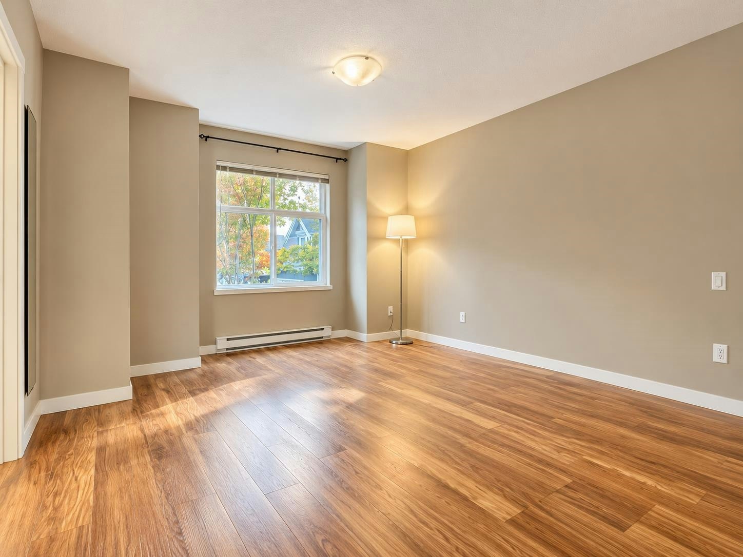 16-8600 No. 3 Road, Richmond, BC, V6Y 2E8 - 10