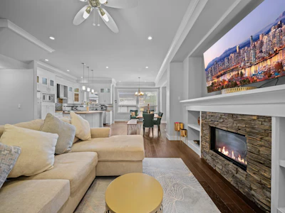 2830 160 Street - 3