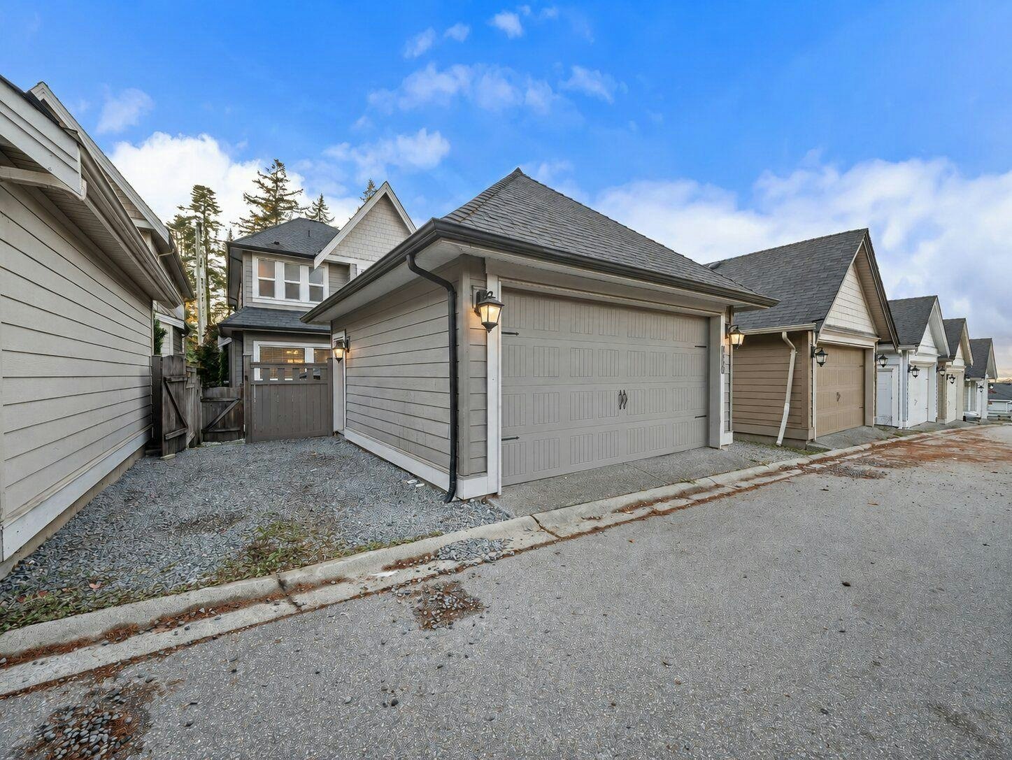 2830 160 Street, Surrey, BC, V3Z 3W1 - 33
