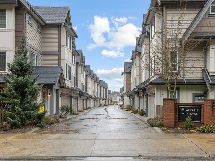 17-6971 122 Street, Surrey, BC, V3W 1B6 - 2