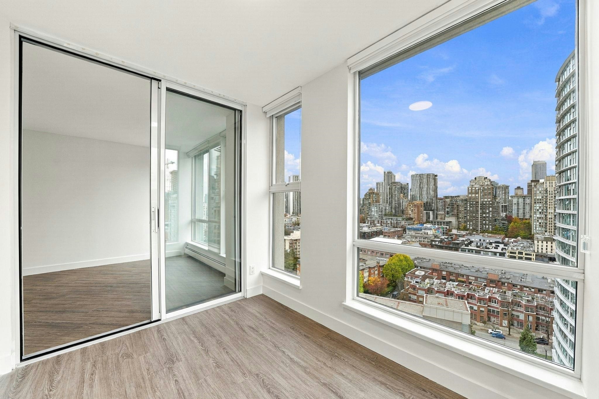2301-1009 Expo Boulevard, Vancouver, BC, V6Z 2V9 - 10