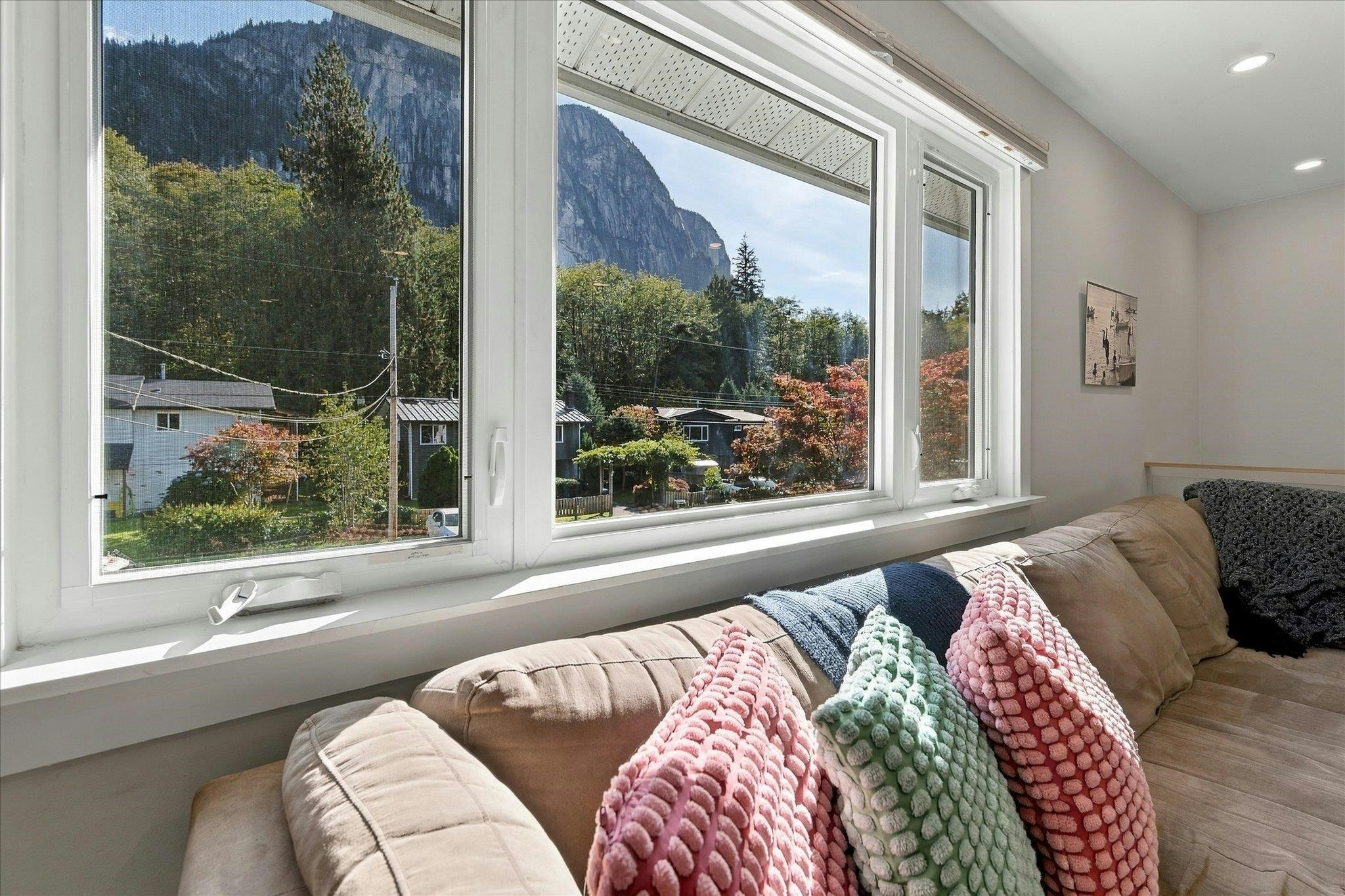 37963 Magnolia Crescent, Squamish, BC, V8B 0X7 - 14
