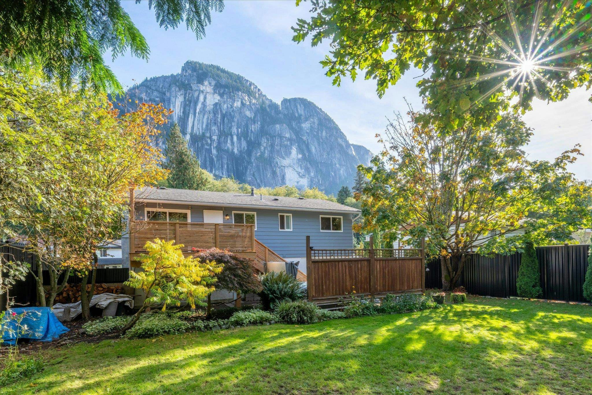37963 Magnolia Crescent, Squamish, BC, V8B 0X7