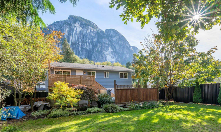 37963 Magnolia Crescent