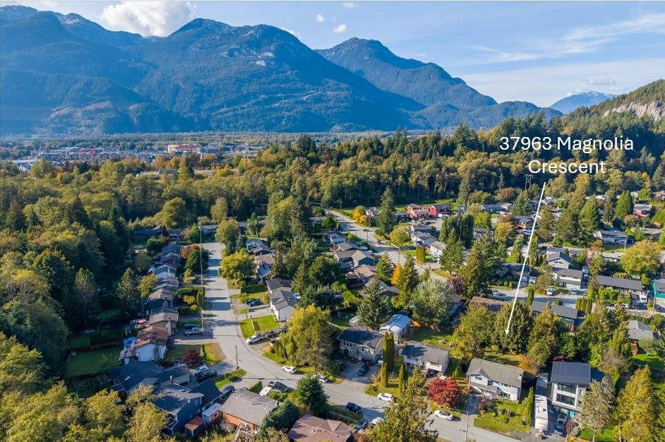 37963 Magnolia Crescent, Squamish, BC, V8B 0X7 - 35