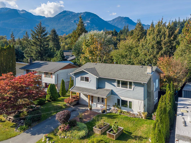 37963 Magnolia Crescent, Squamish, BC, V8B 0X7 - 34