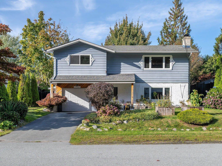 37963 Magnolia Crescent, Squamish, BC, V8B 0X7 - 2