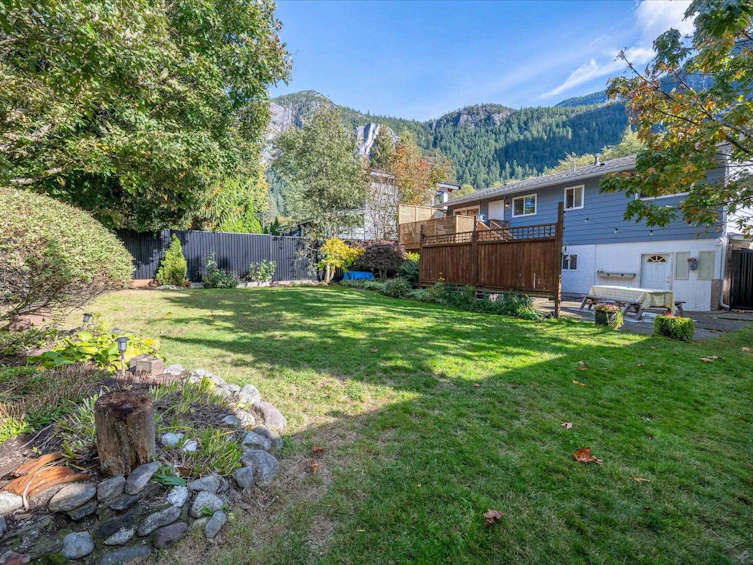 37963 Magnolia Crescent, Squamish, BC, V8B 0X7 - 30