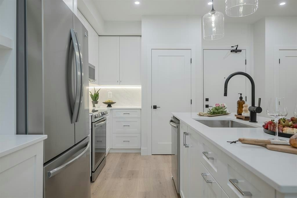 203-46185 Thomas Road - 5
