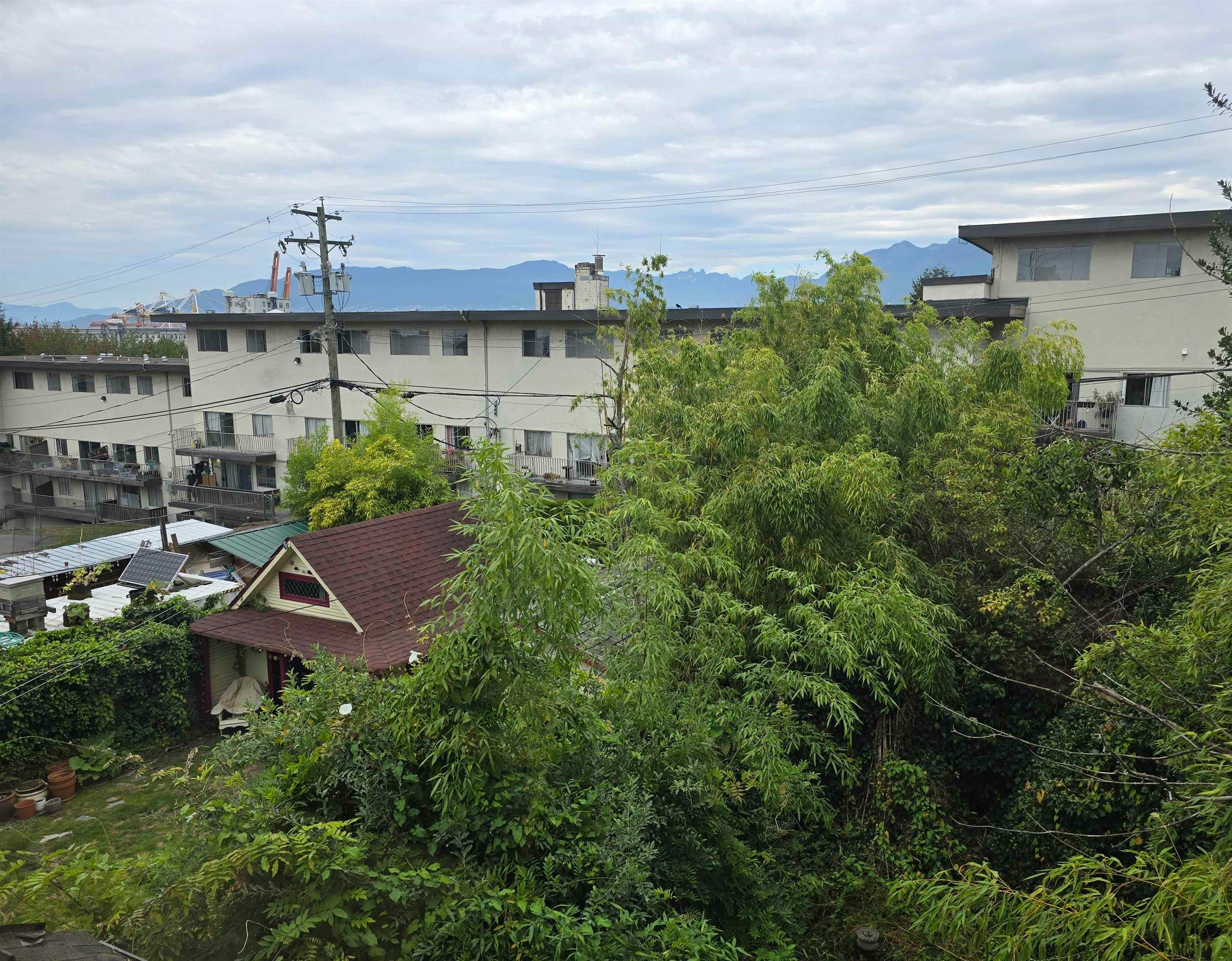 2153 Franklin Street - 2