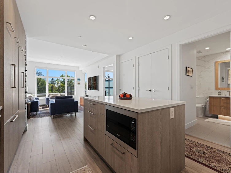 208-707 E 3 Street, North Vancouver, BC, V7L 1G8 - 10
