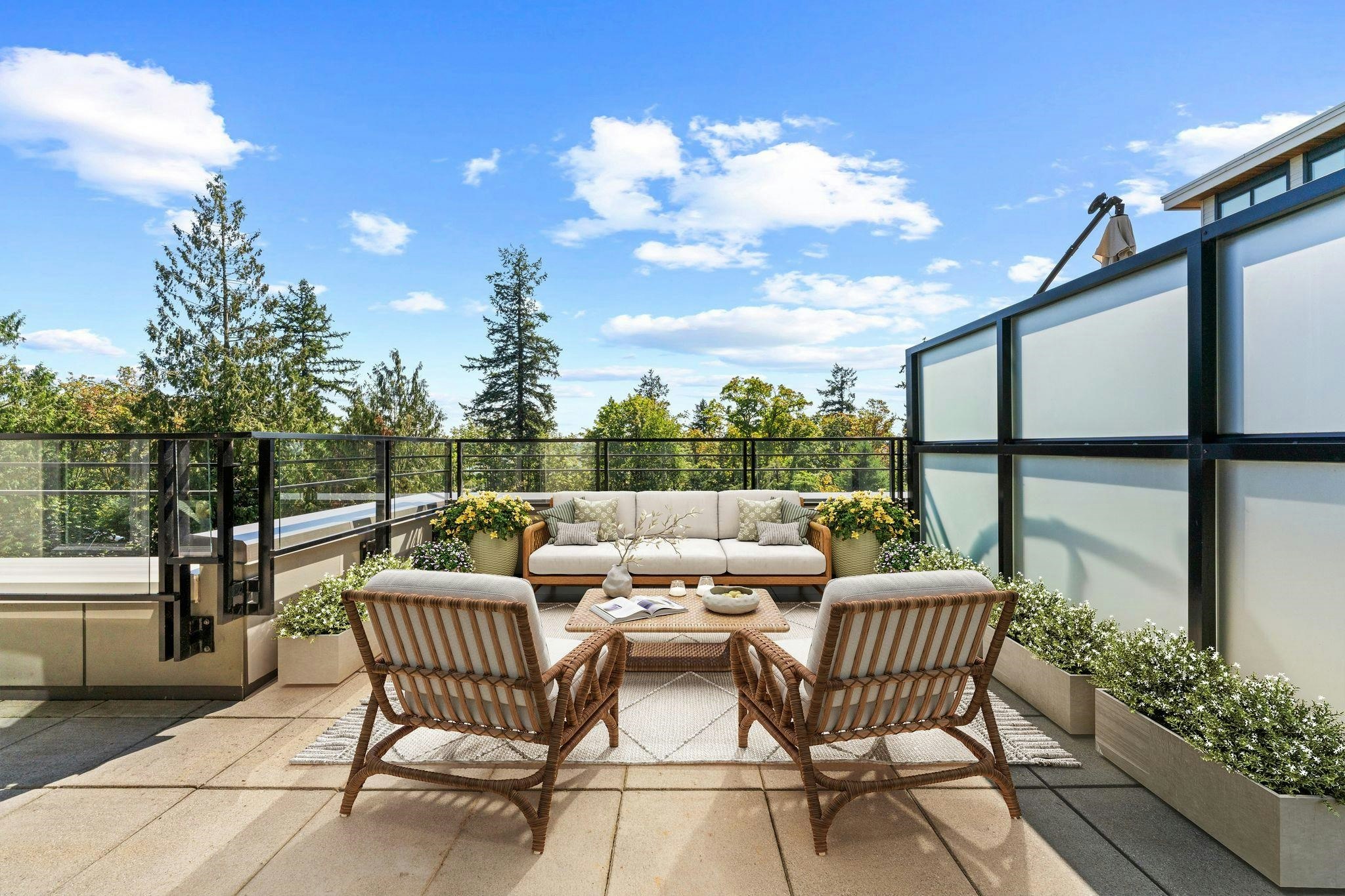 208-707 E 3 Street, North Vancouver, BC, V7L 1G8 - 15