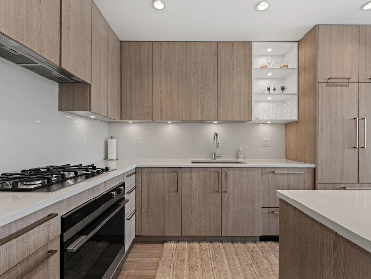 208-707 E 3 Street, North Vancouver, BC, V7L 1G8 - 9