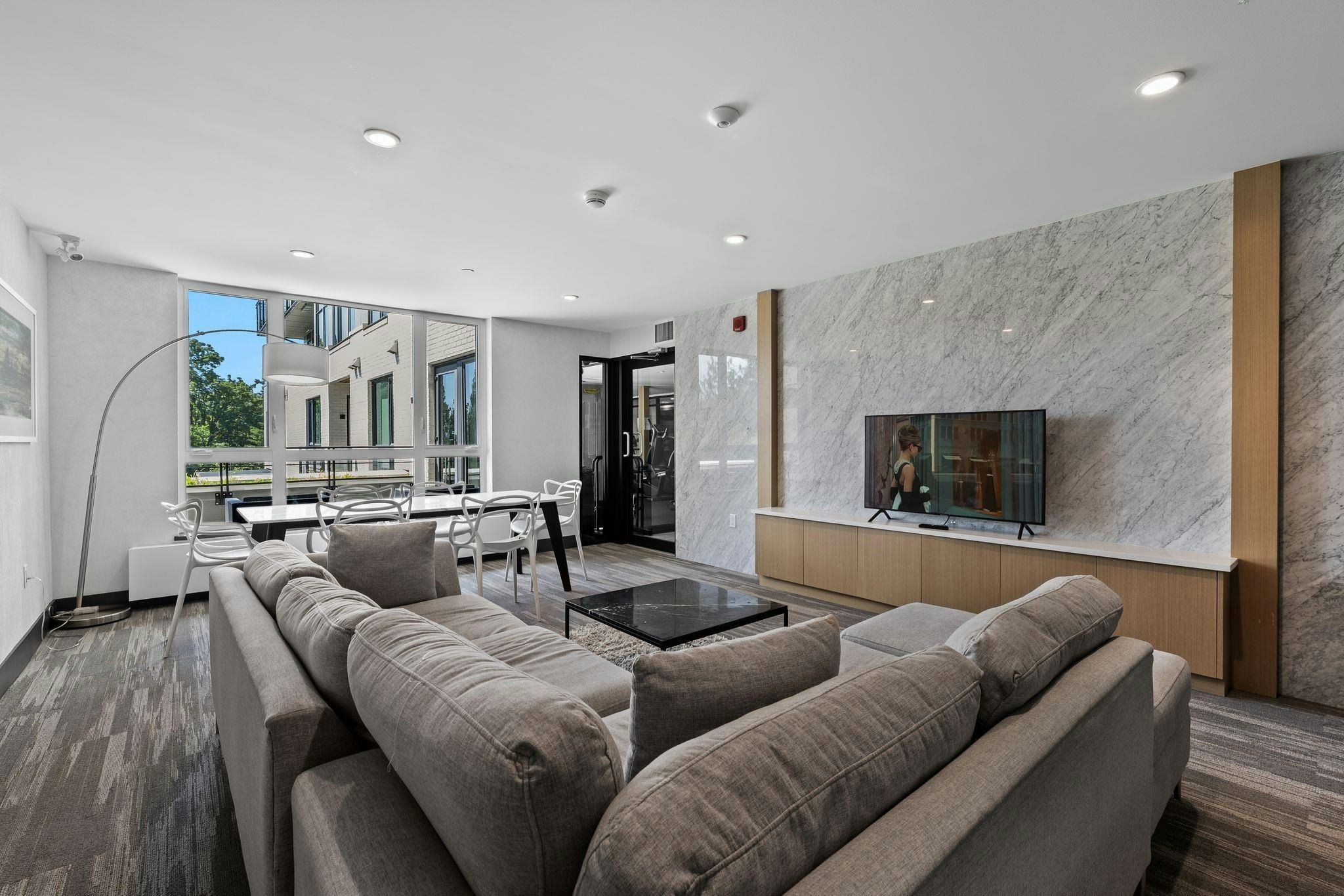 208-707 E 3 Street, North Vancouver, BC, V7L 1G8 - 36
