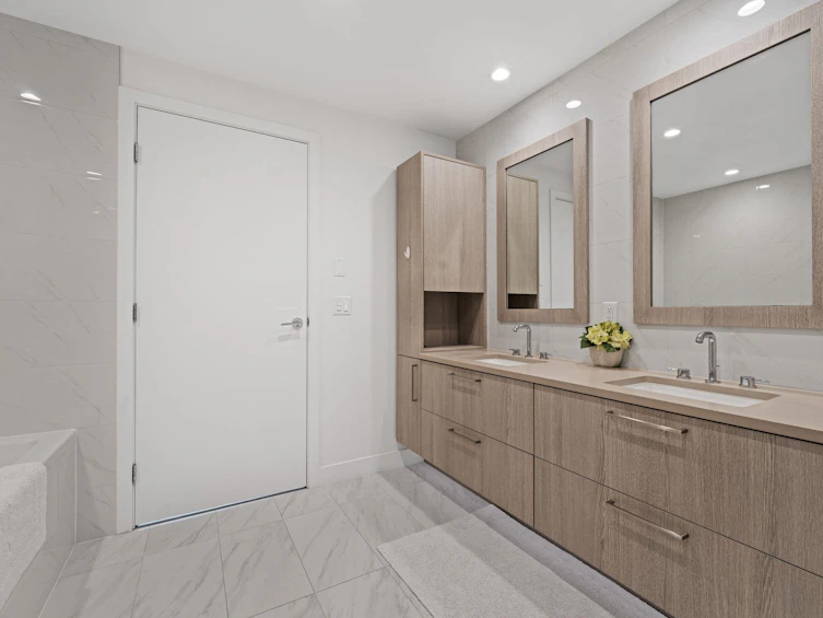 208-707 E 3 Street, North Vancouver, BC, V7L 1G8 - 25
