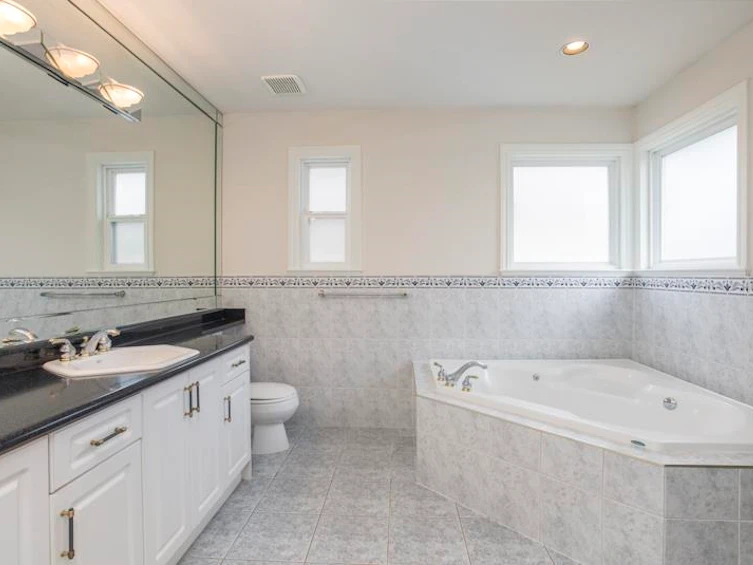 3648 Semlin Drive, Richmond, BC, V7C 5R6 - 30