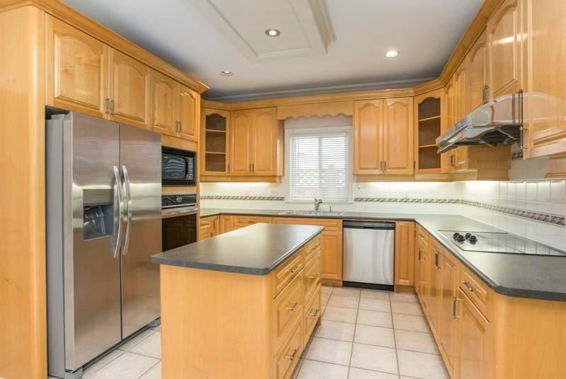 3648 Semlin Drive, Richmond, BC, V7C 5R6 - 11
