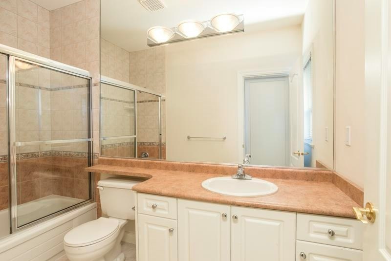3648 Semlin Drive, Richmond, BC, V7C 5R6 - 22
