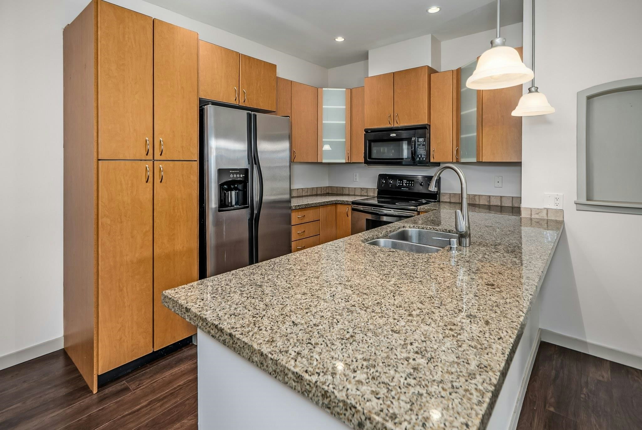 207-33485 South Fraser Way, Abbotsford, BC, V2S 8P9 - 16