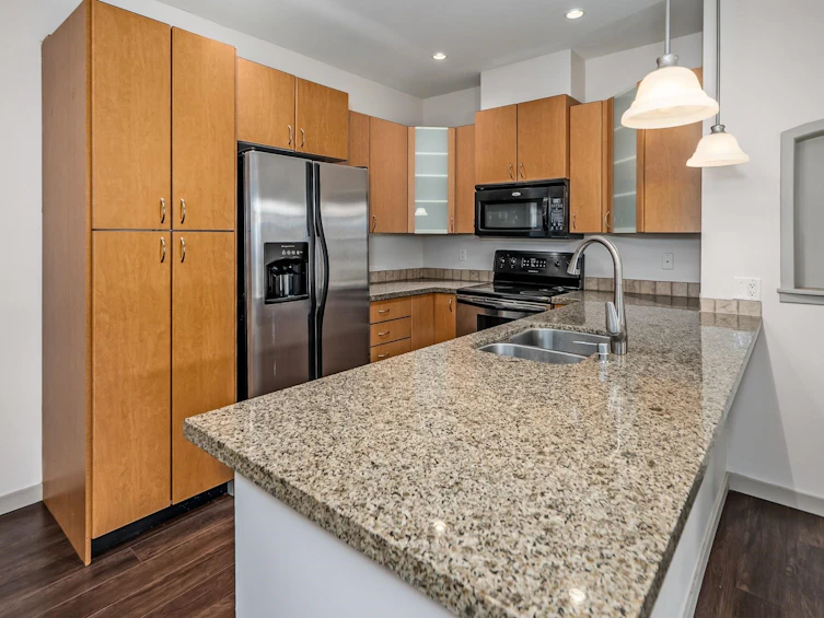 207-33485 South Fraser Way, Abbotsford, BC, V2S 8P9 - 16