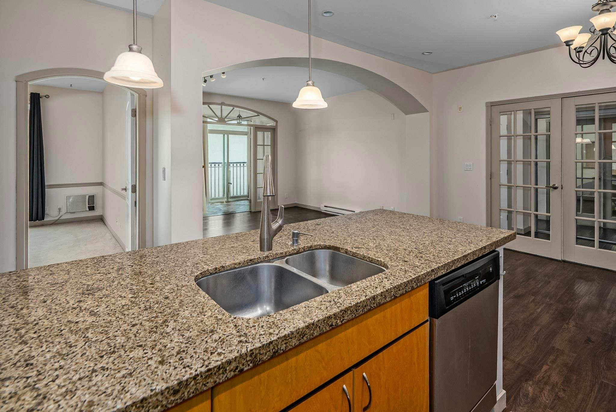 207-33485 South Fraser Way, Abbotsford, BC, V2S 8P9 - 20