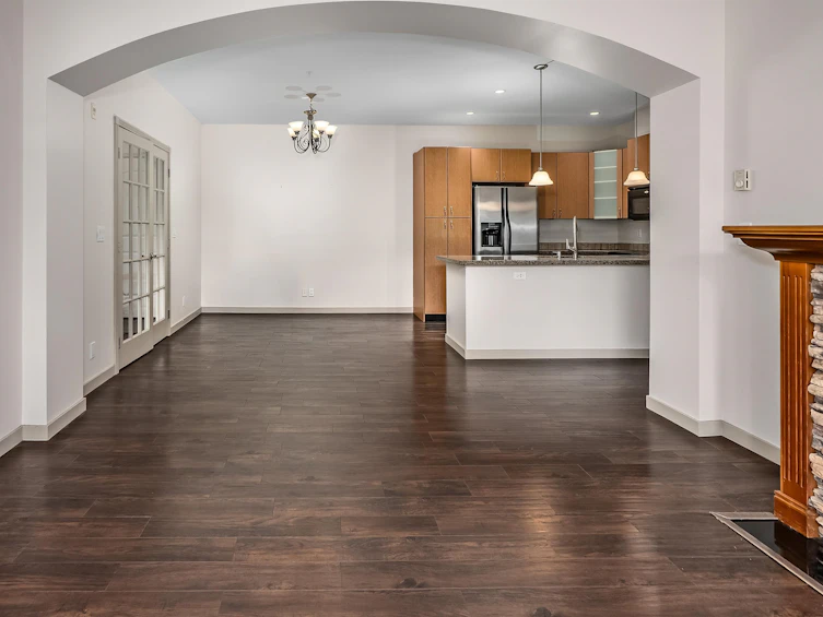 207-33485 South Fraser Way, Abbotsford, BC, V2S 8P9 - 10