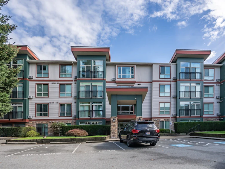 207-33485 South Fraser Way, Abbotsford, BC, V2S 8P9