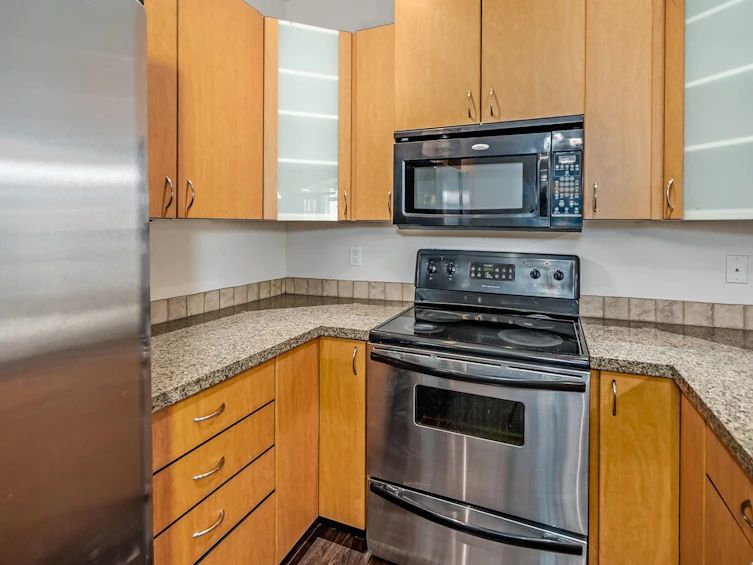 207-33485 South Fraser Way, Abbotsford, BC, V2S 8P9 - 19
