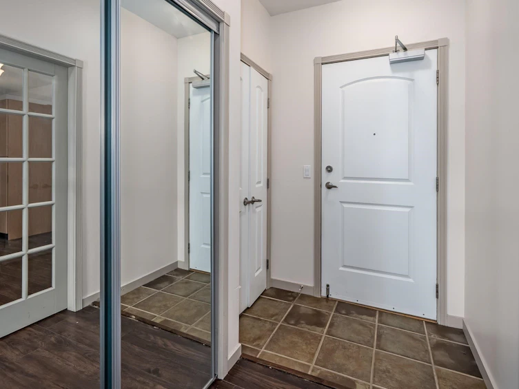 207-33485 South Fraser Way, Abbotsford, BC, V2S 8P9 - 27