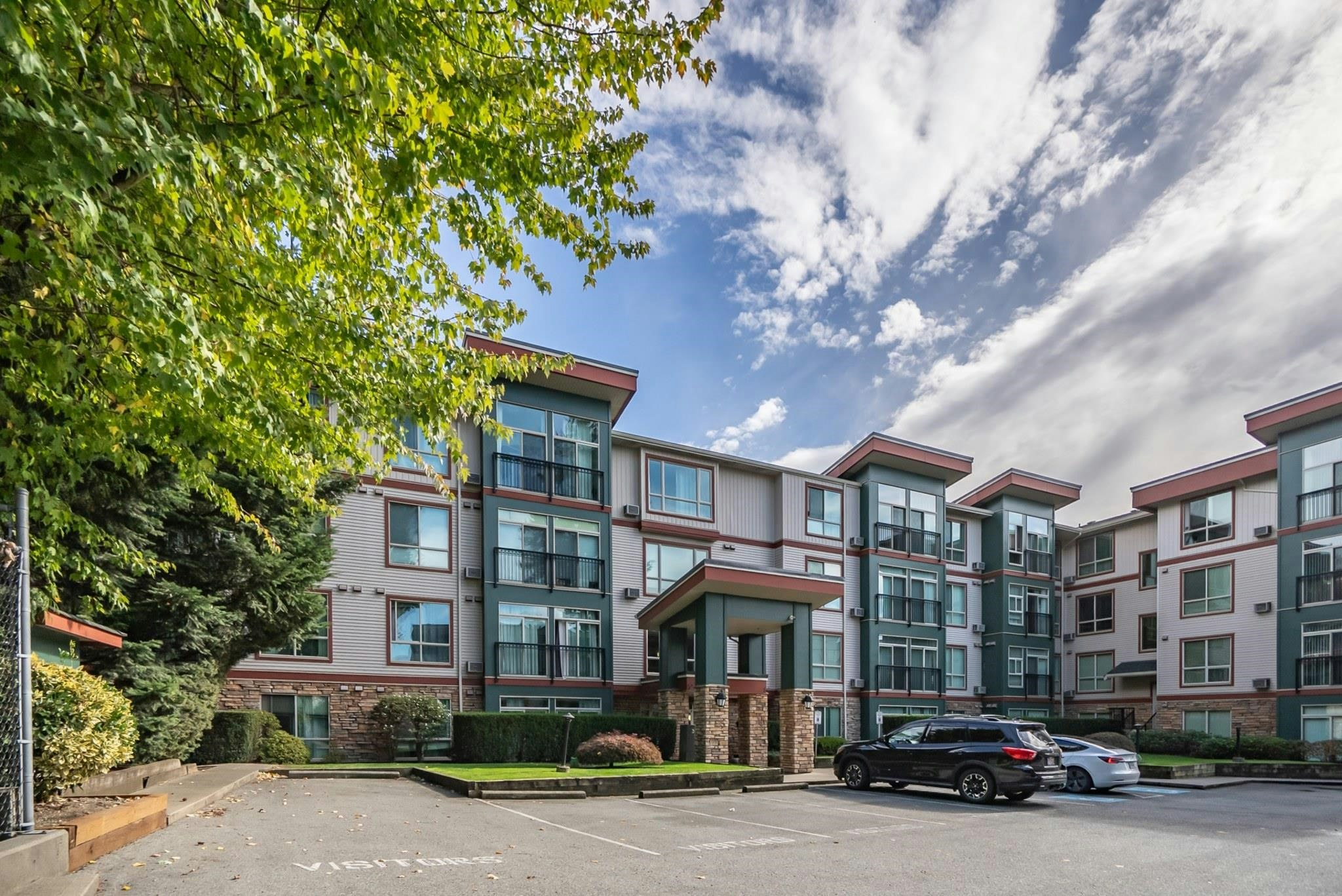 207-33485 South Fraser Way, Abbotsford, BC, V2S 8P9 - 2