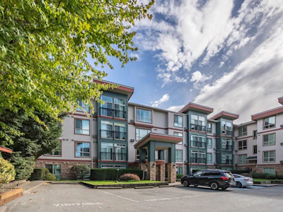 207-33485 South Fraser Way - 2