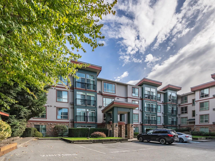 207-33485 South Fraser Way, Abbotsford, BC, V2S 8P9 - 2