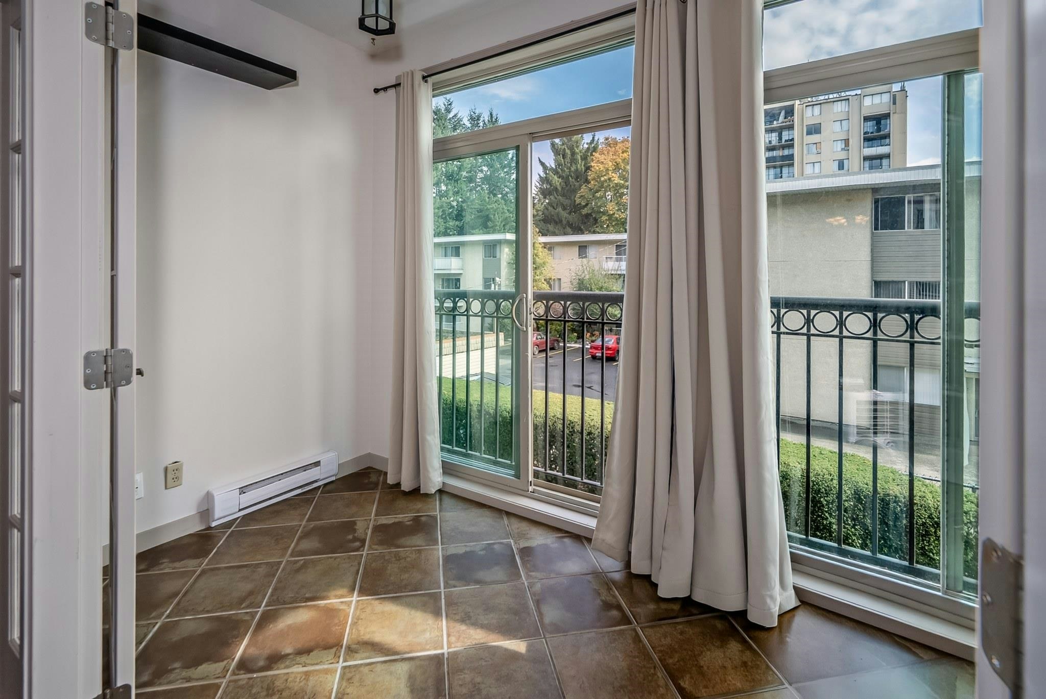 207-33485 South Fraser Way, Abbotsford, BC, V2S 8P9 - 29