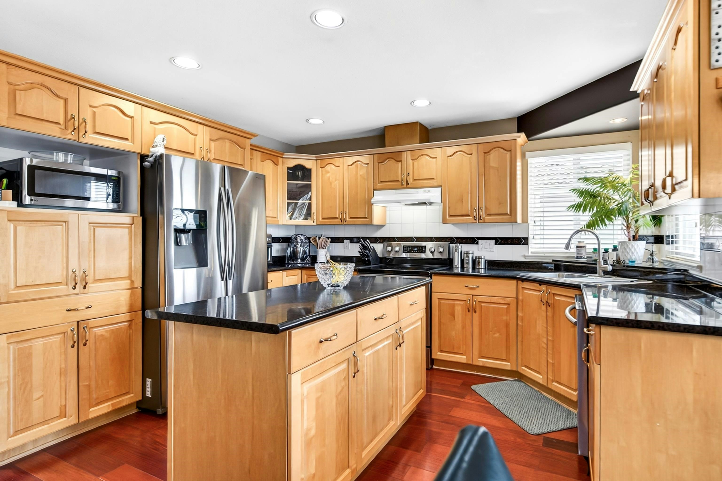 231 Suzuki Street, New Westminster, BC, V3M 6X2 - 10
