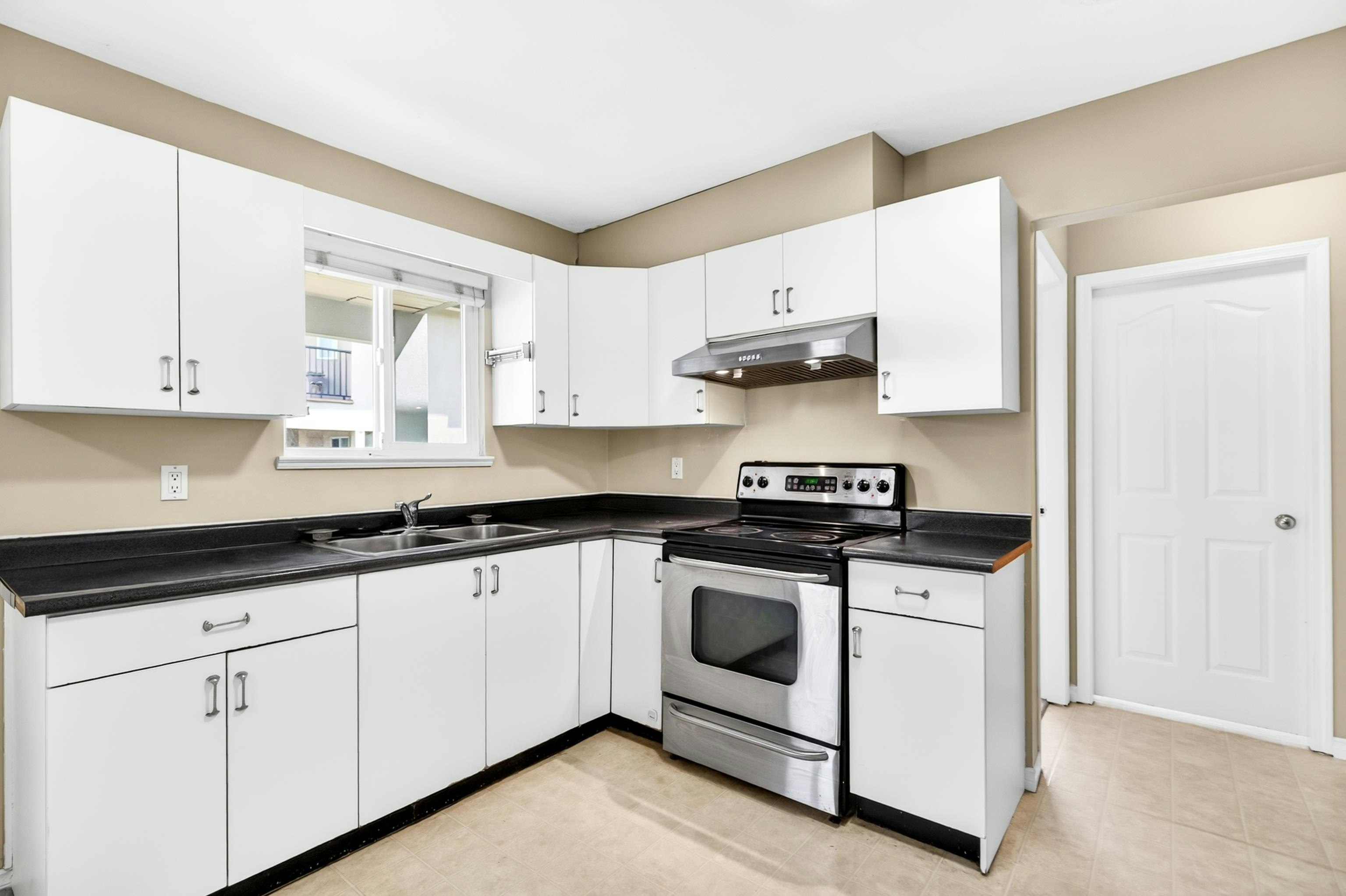 231 Suzuki Street, New Westminster, BC, V3M 6X2 - 21