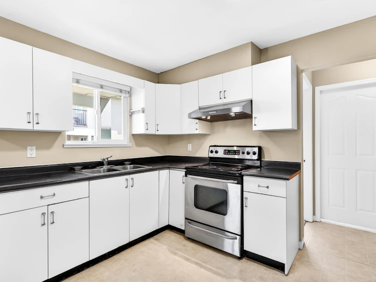 231 Suzuki Street, New Westminster, BC, V3M 6X2 - 21