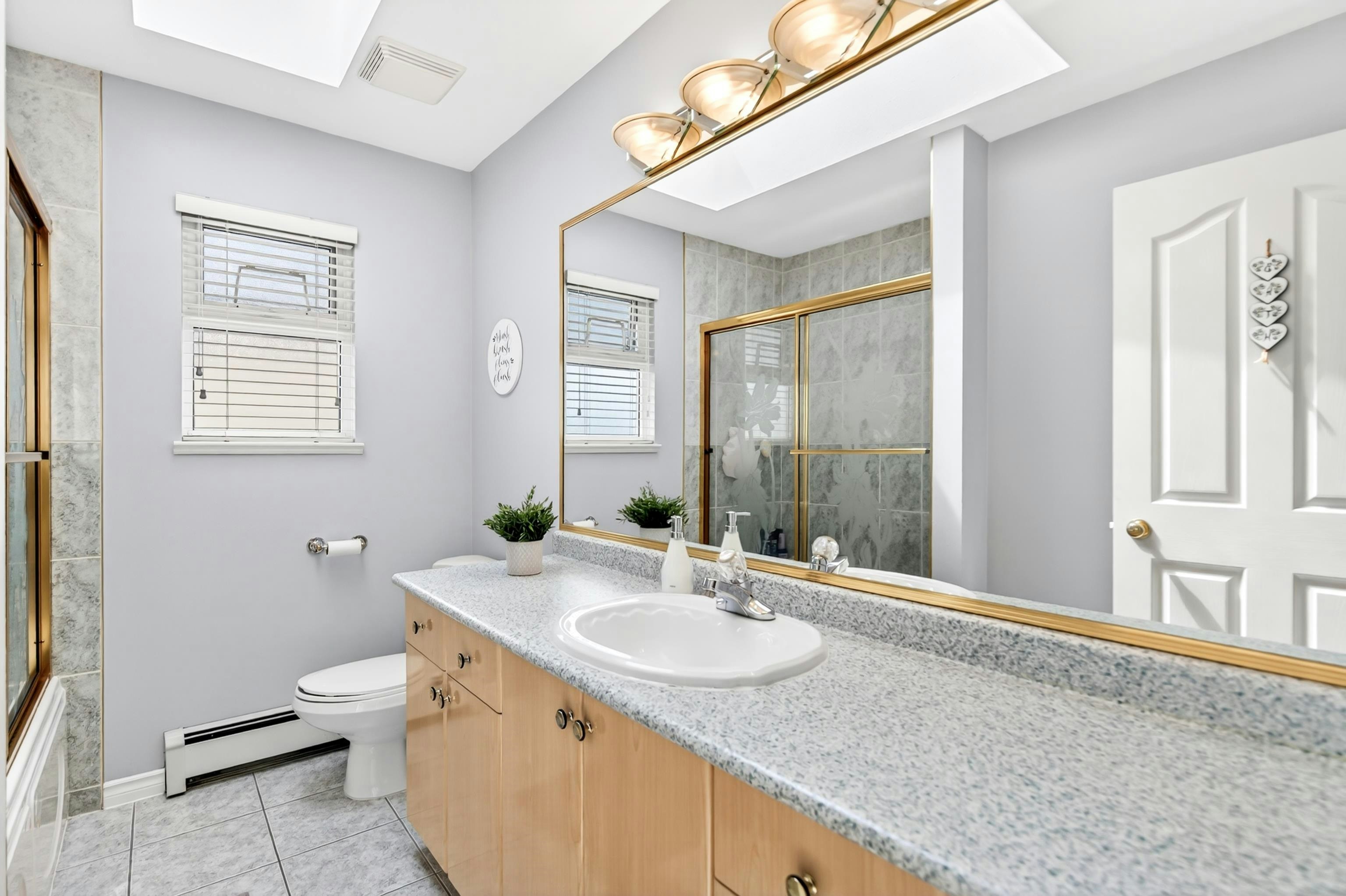 231 Suzuki Street, New Westminster, BC, V3M 6X2 - 19