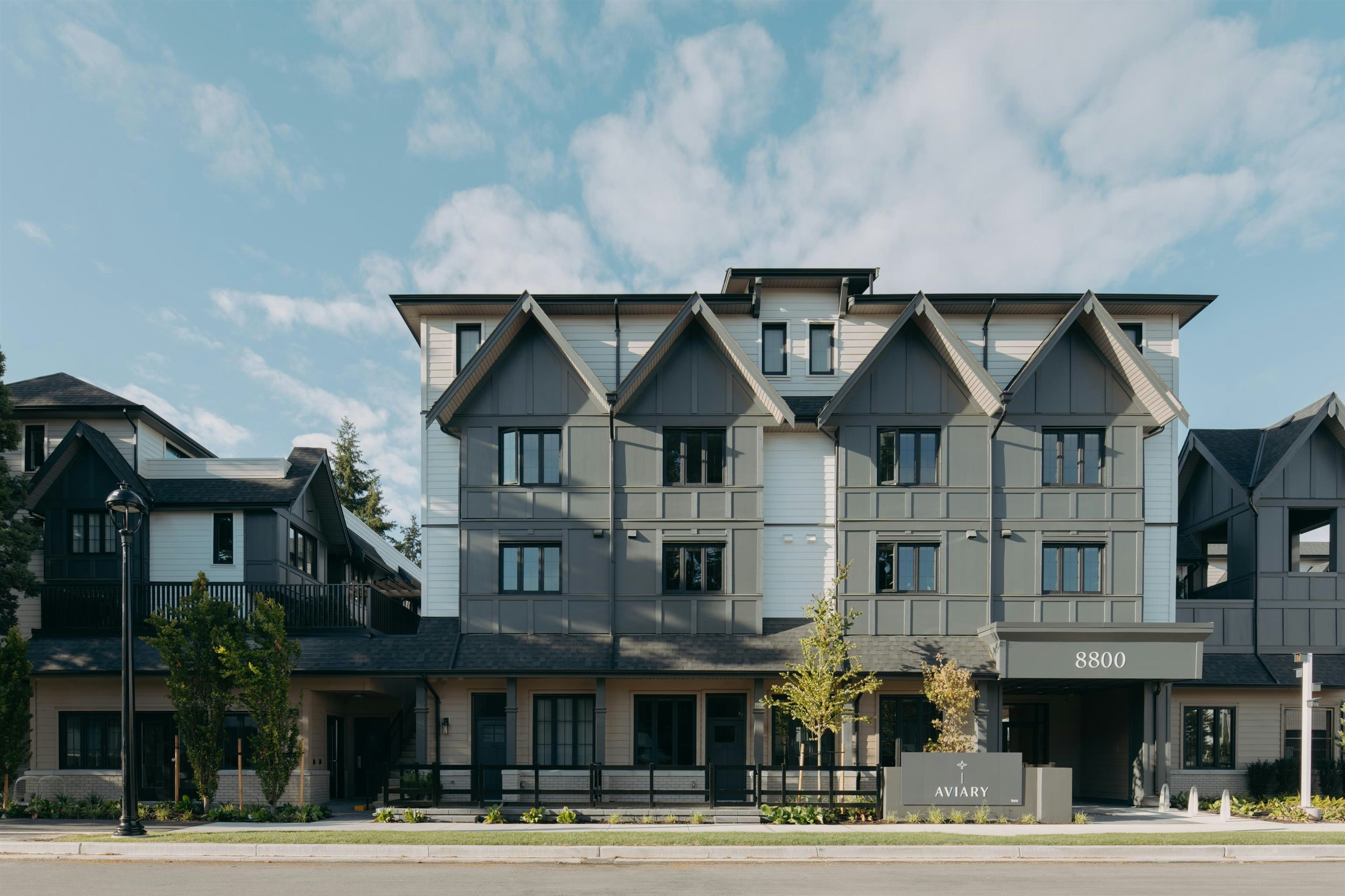 220-8800 Spires Road, Richmond, BC, V6Y 1W5