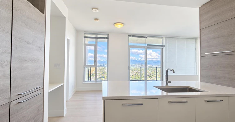 2005-7303 Noble Lane, Burnaby, BC, V3N 0H2 - 8