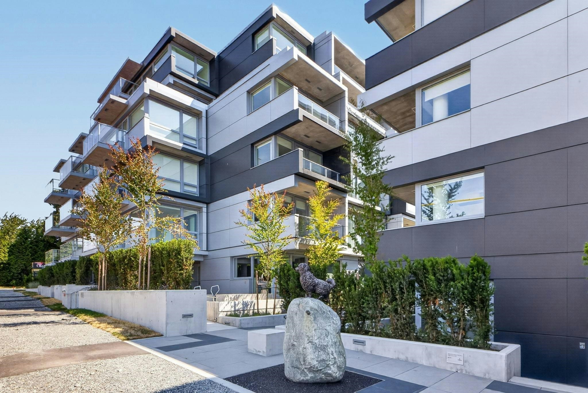 601-8030 Oak Street, Vancouver, BC, V6P 0N1