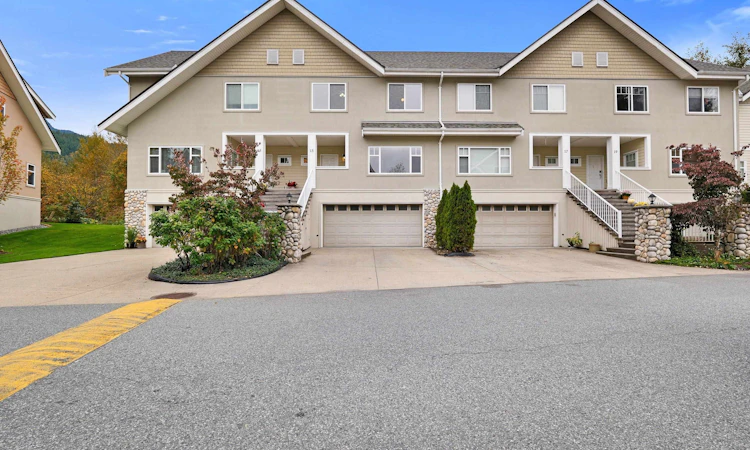 15-1200 Edgewater Drive