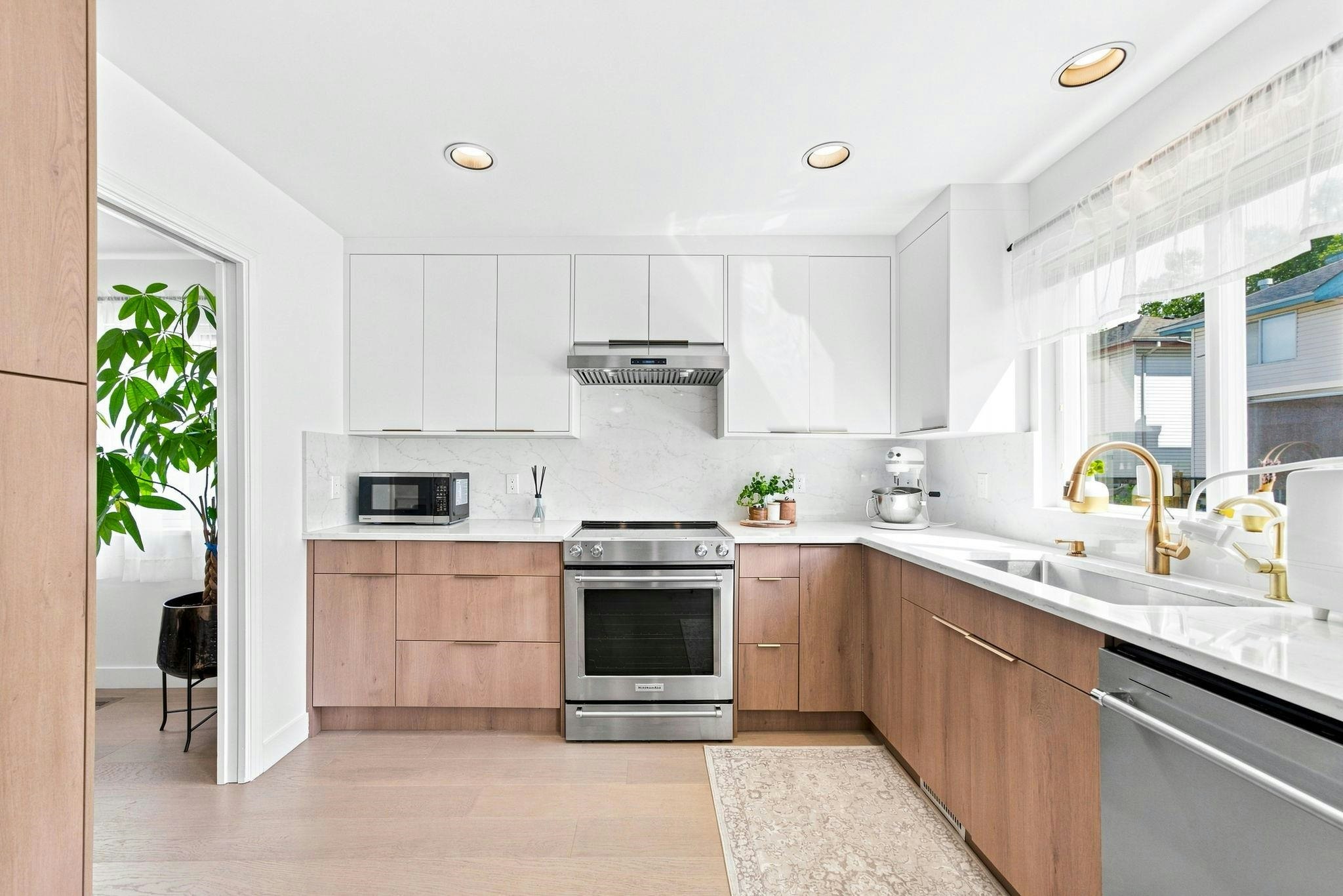 22291 Garratt Drive, Richmond, BC, V6V 2P6 - 9